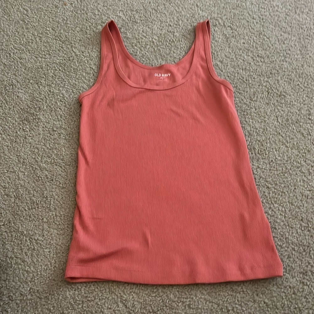 “Old Navy Ribbed Tank Top size small”